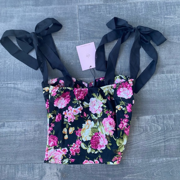 Buy from Hello Molly, size small - Picture 4 of 4